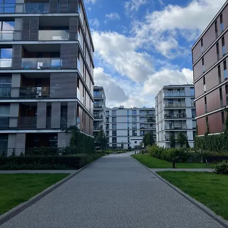 בית אירוח Airport Comfy Guest ורשה