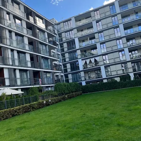 Airport Comfy Guest Pansiyon Varşova